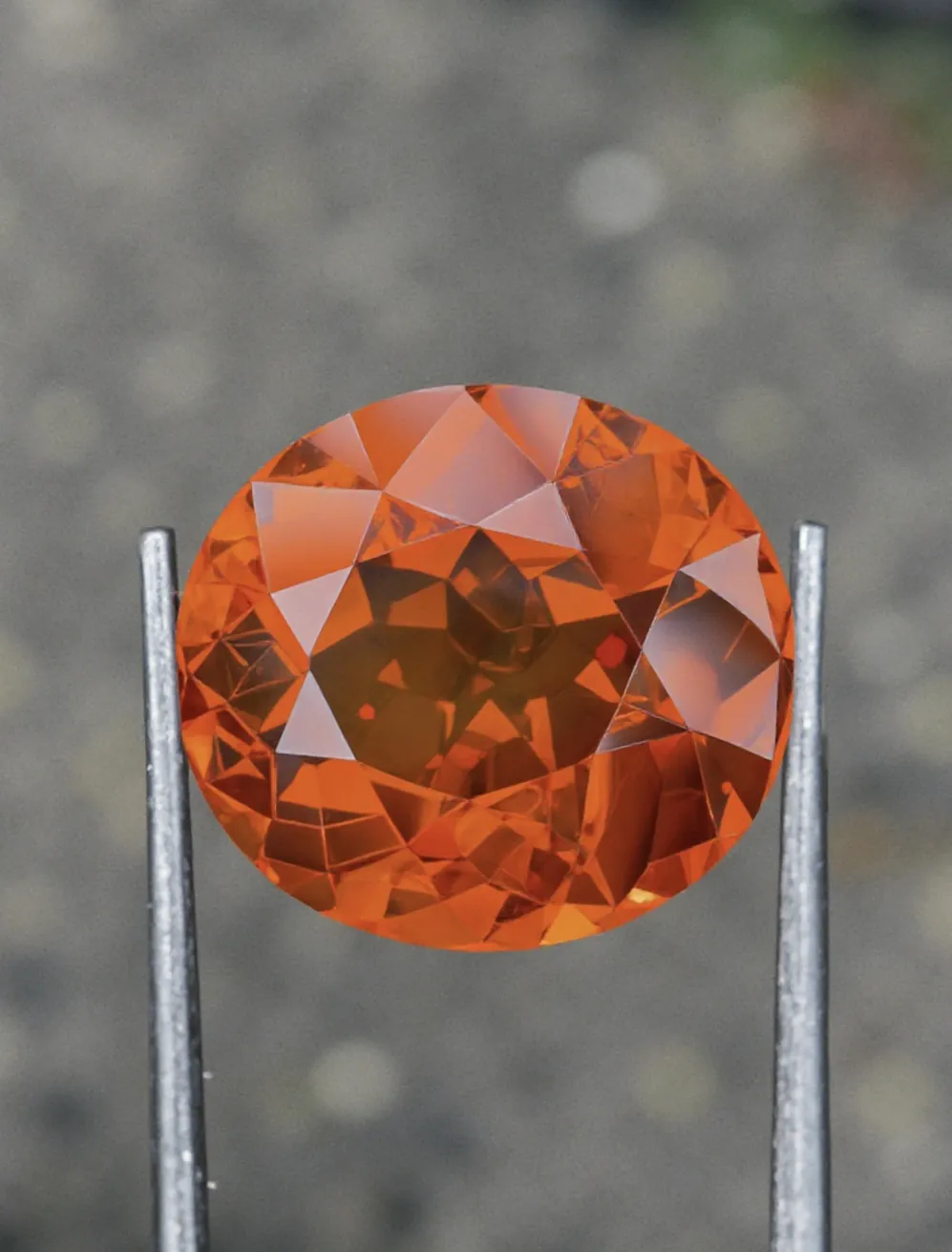 Mandarin Garnet 13,5 ct aus Madagaskar – Gemstone Collections