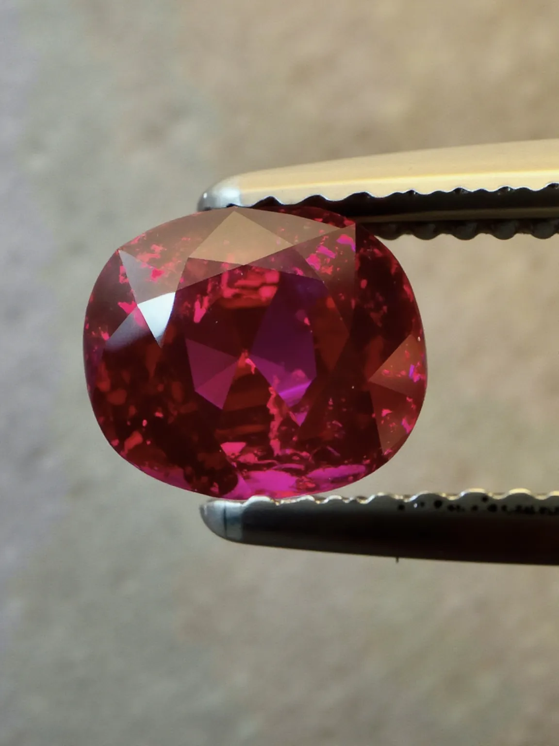 Rubin 1,34 ct aus BURMA (Myanmar) – Gemstone Collections